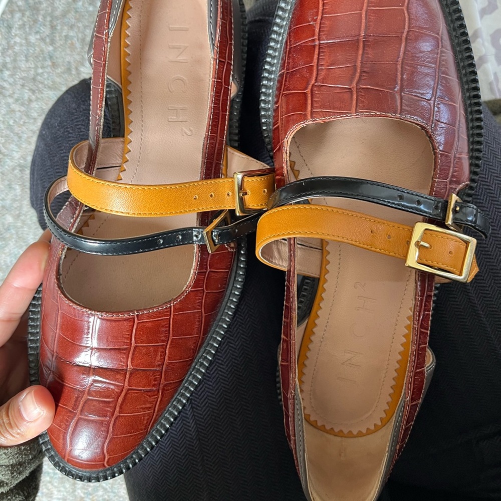 inch2 loafers beautiful womens size 8 bought a size to large for myself. Italian